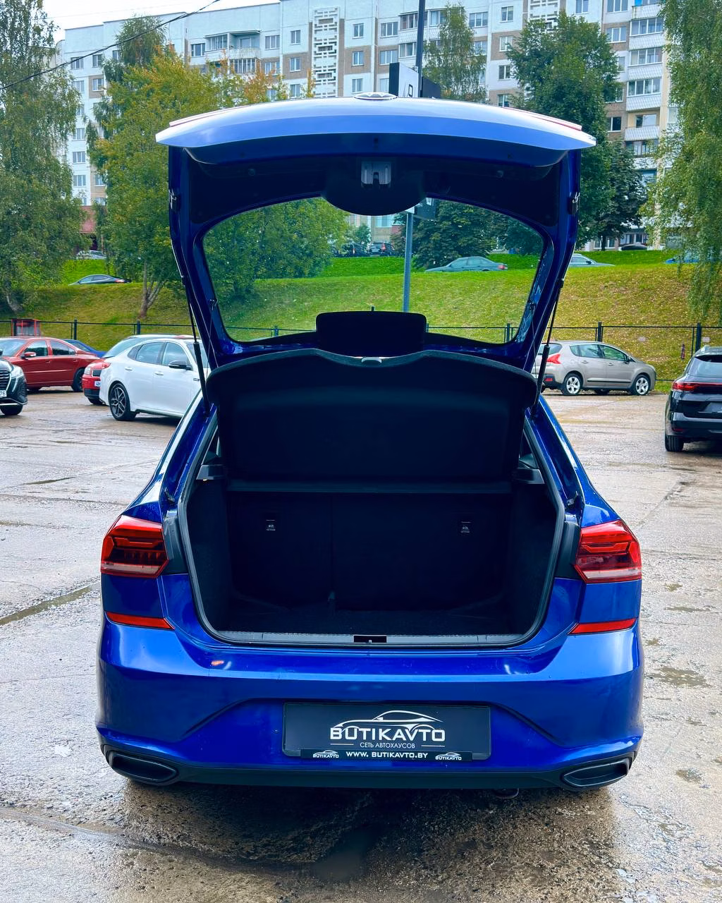 Volkswagen Polo Sedan фото 17