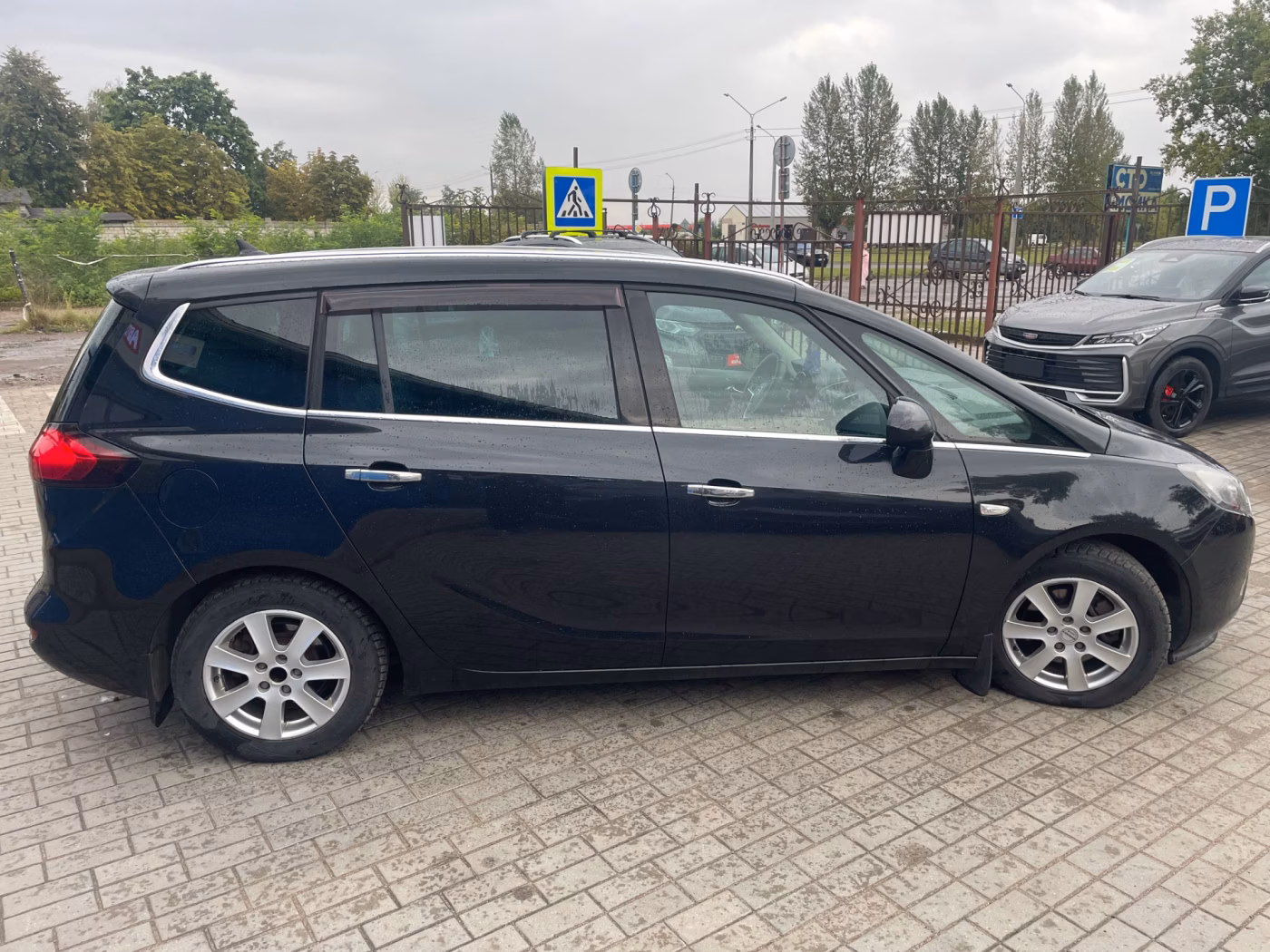 Opel Zafira фото 6