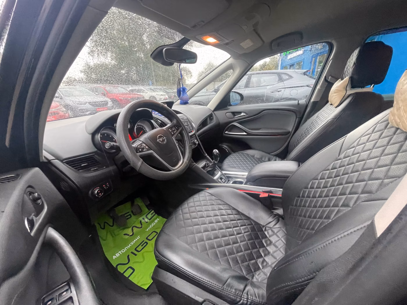 Opel Zafira фото 10