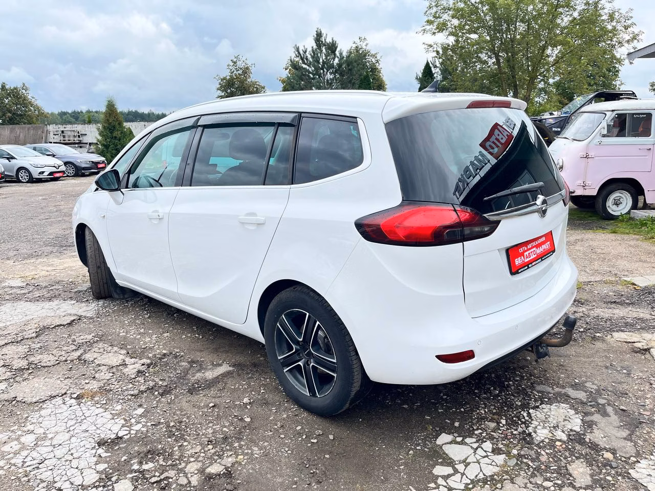 Opel Zafira фото 7