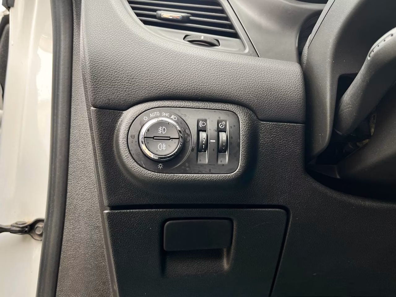 Opel Zafira фото 14