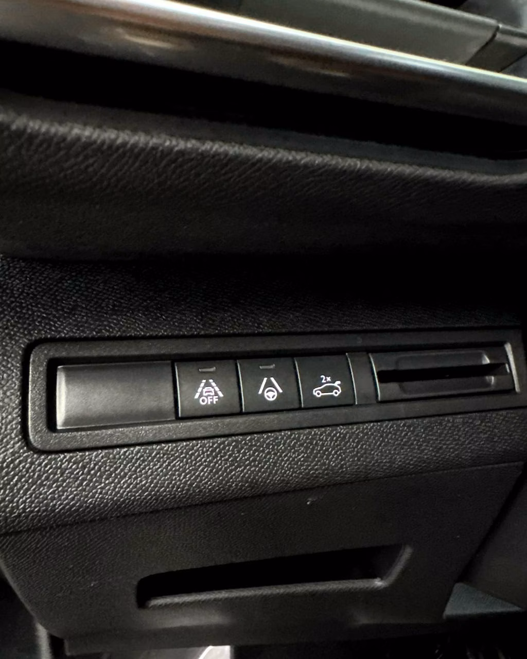 Peugeot 5008 фото 13