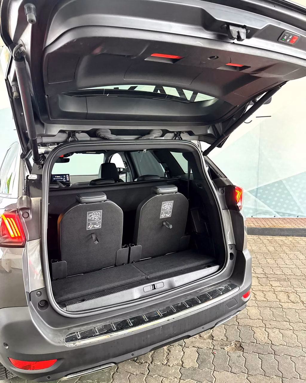 Peugeot 5008 фото 19