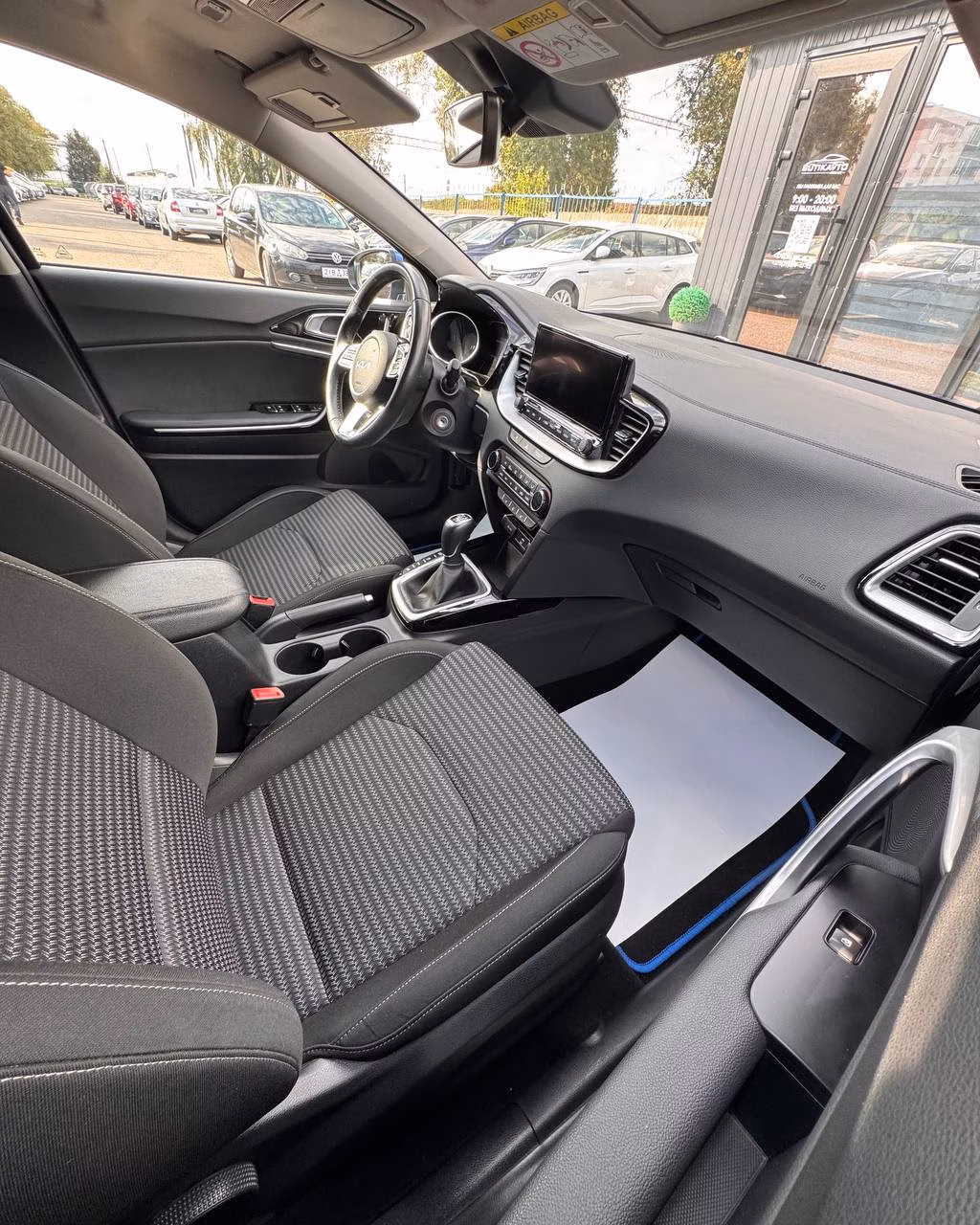 Kia Cee'd фото 10