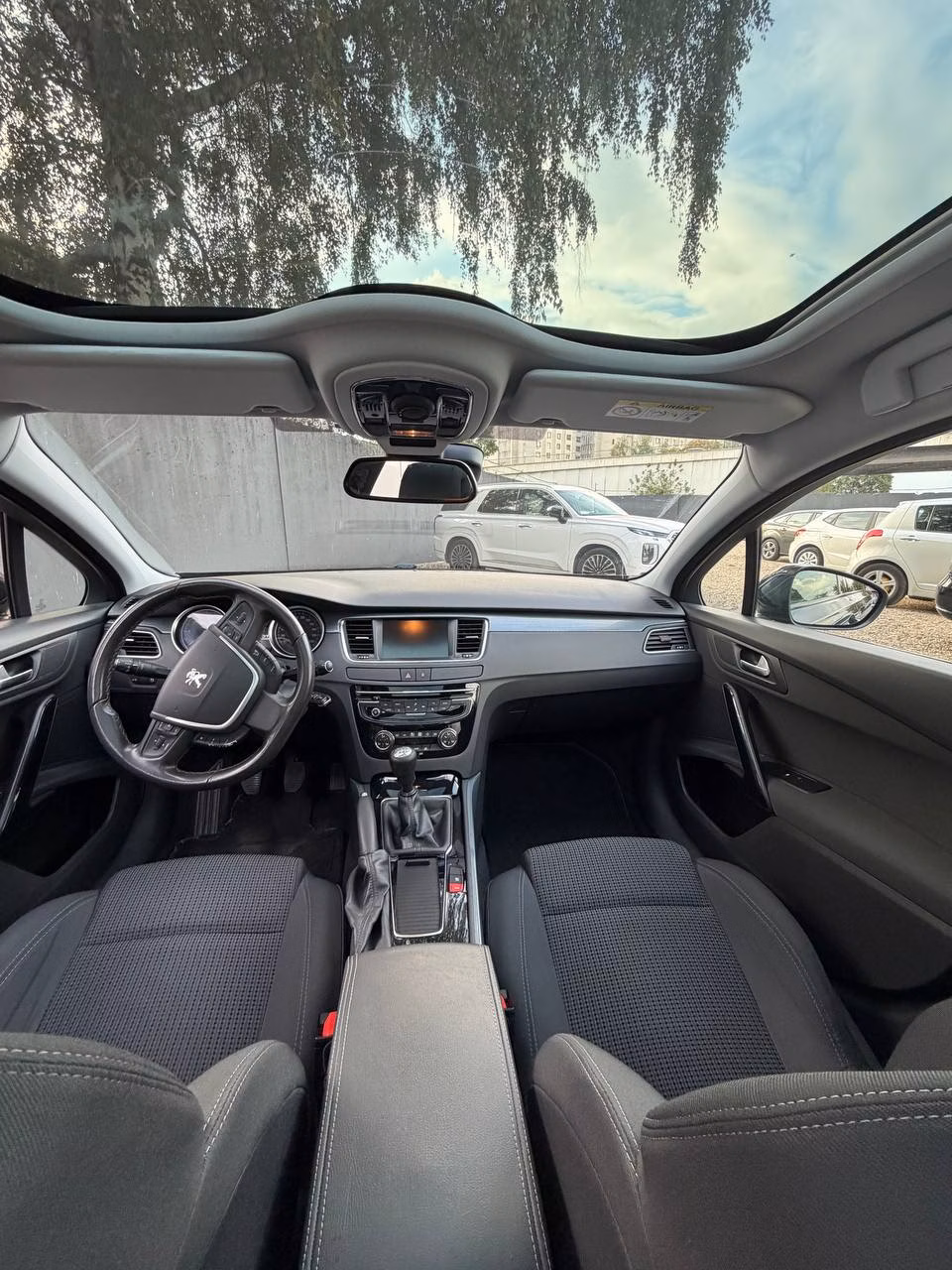 Peugeot 508 фото 13