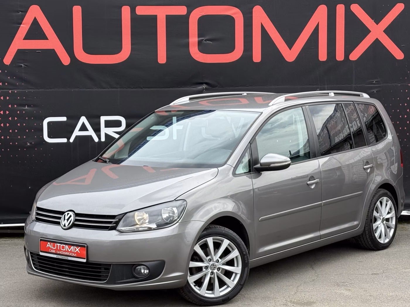 Volkswagen Touran фото 3