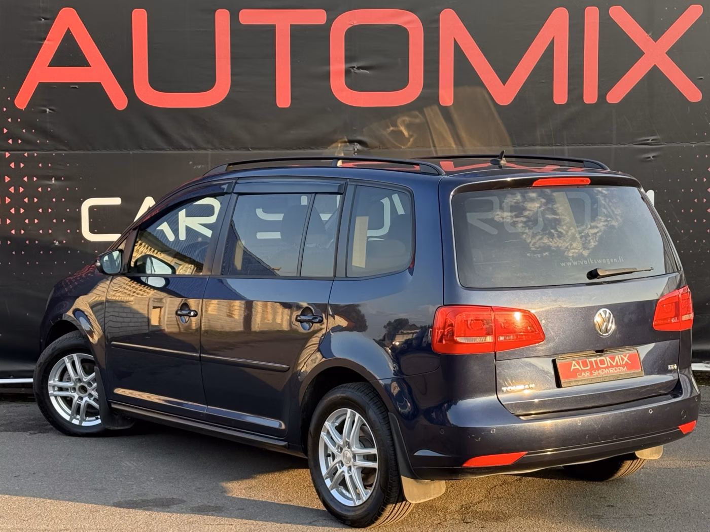 Volkswagen Touran фото 4