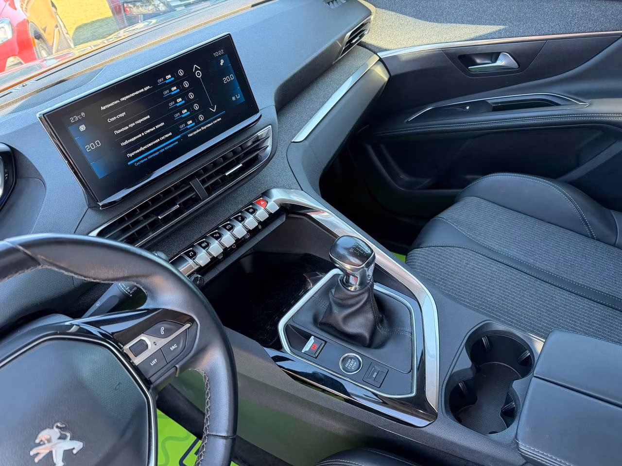 Peugeot 3008 фото 13
