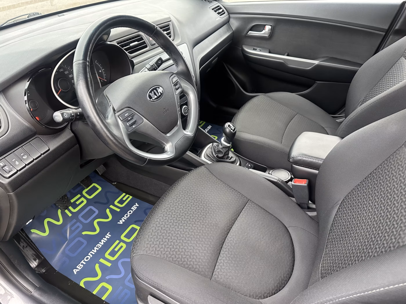 Kia Rio фото 8