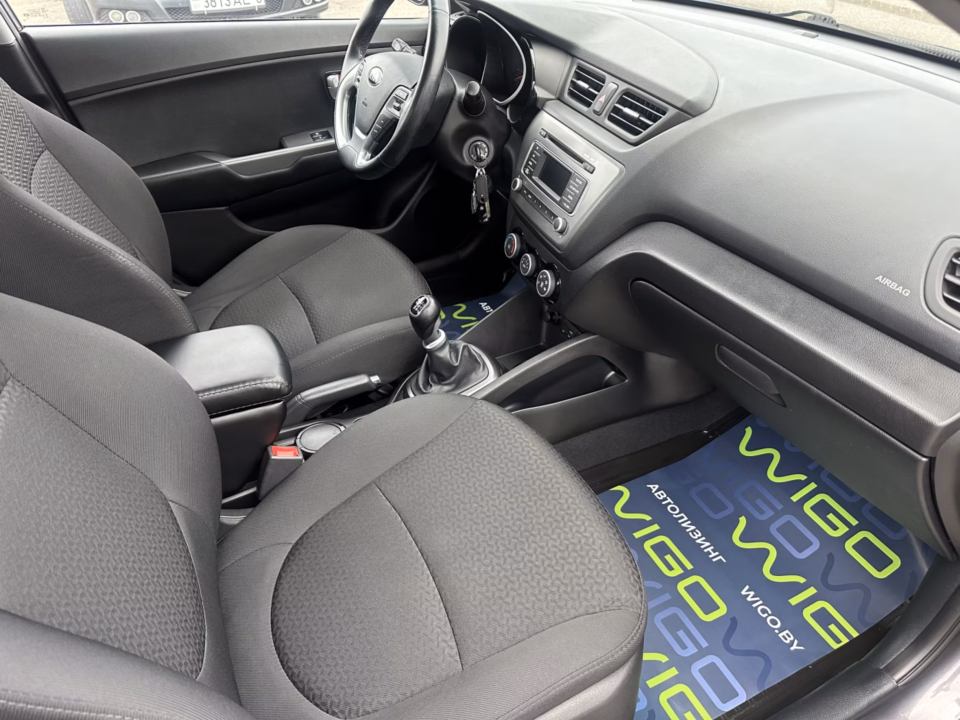 Kia Rio фото 12