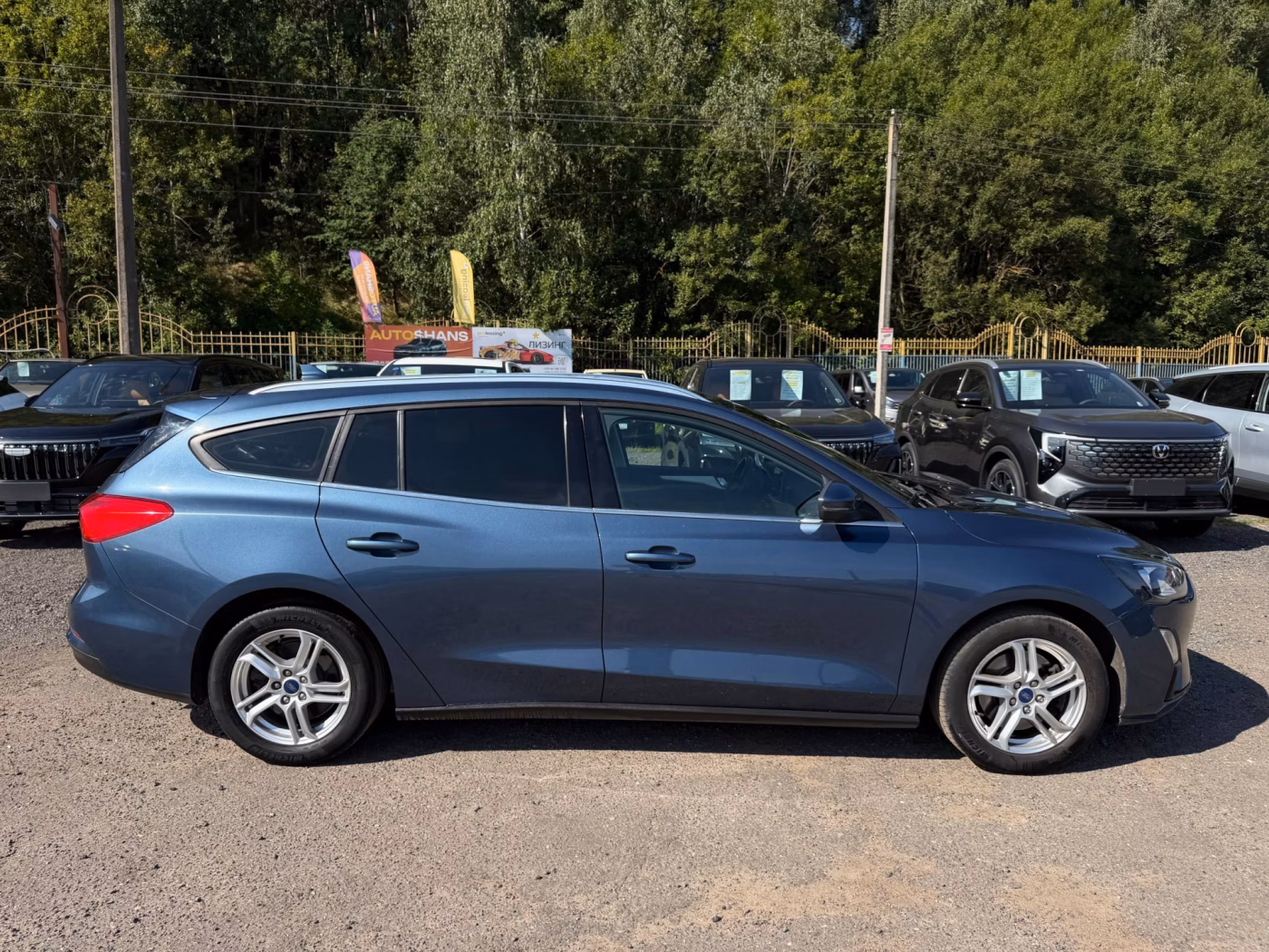 Ford Focus фото 8
