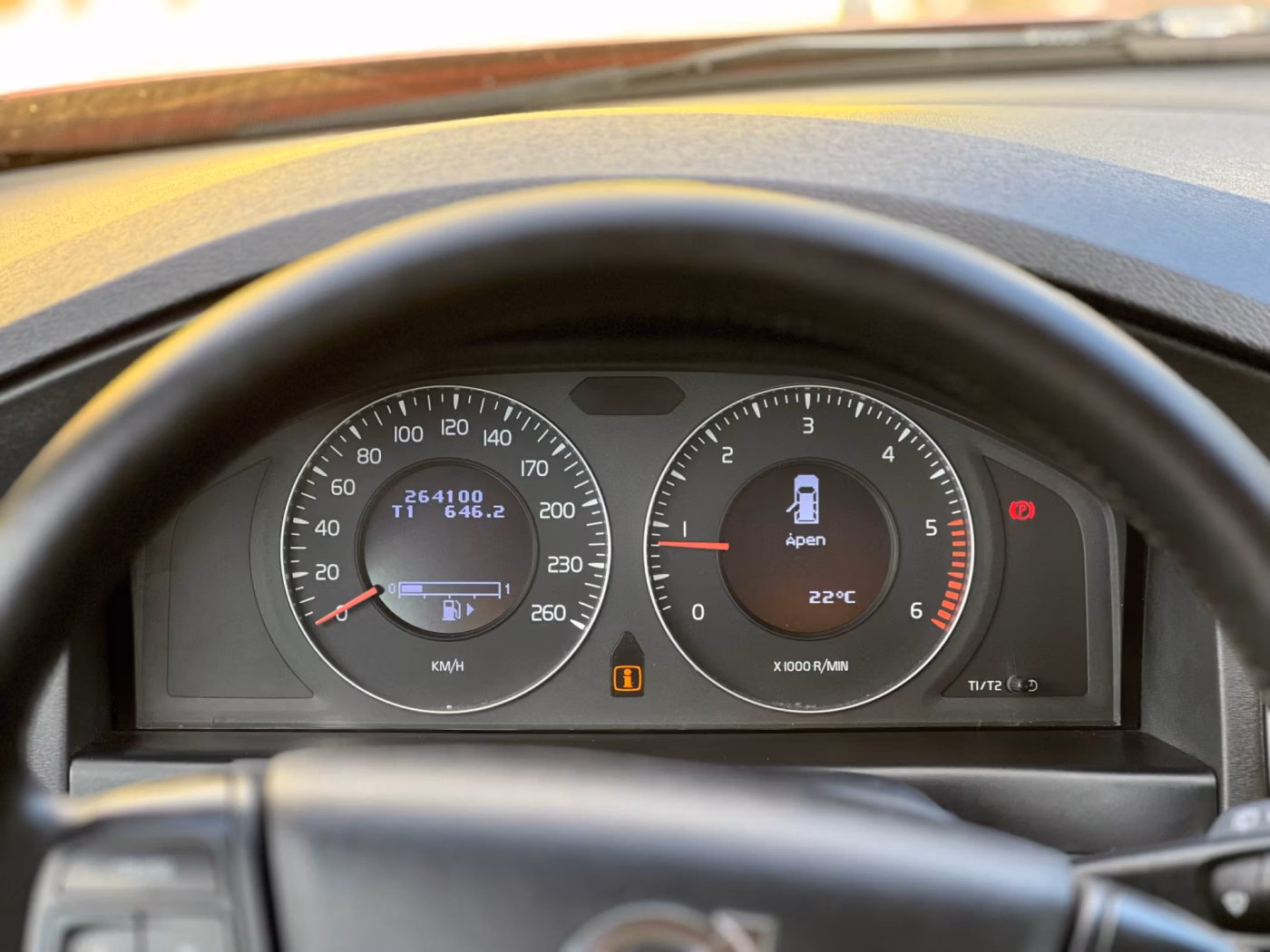 Volvo V70 фото 19