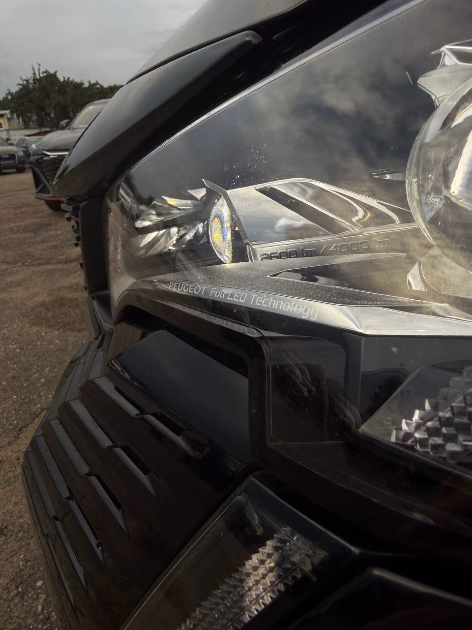 Peugeot 5008 фото 14