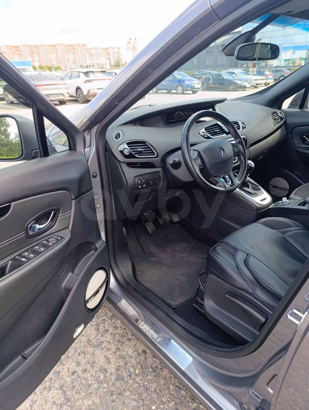 Renault Scenic фото 7