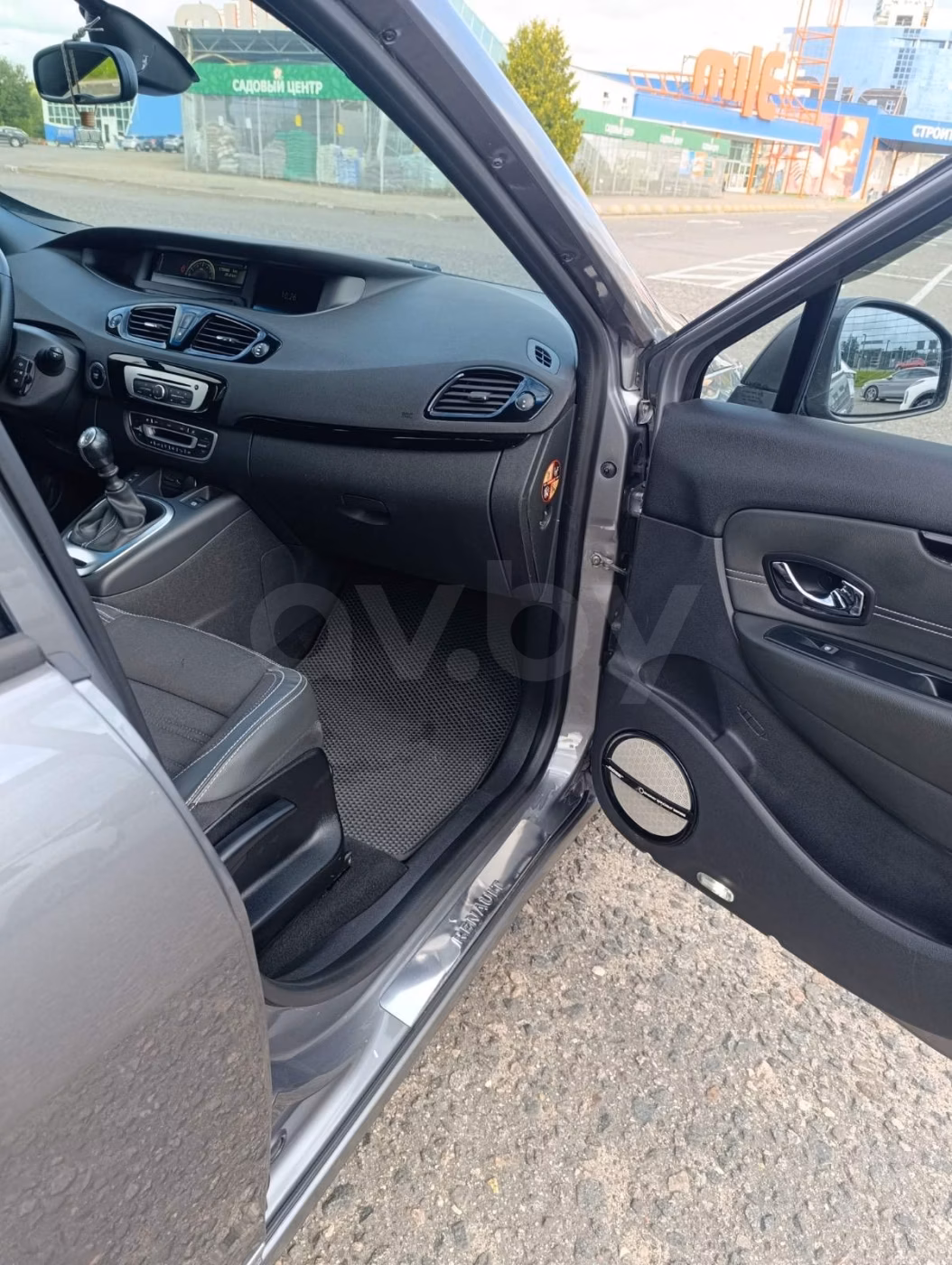 Renault Scenic фото 13