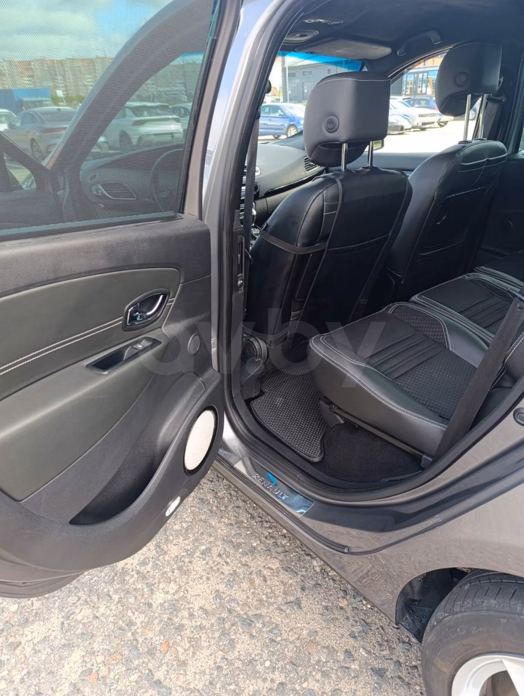 Renault Scenic фото 16