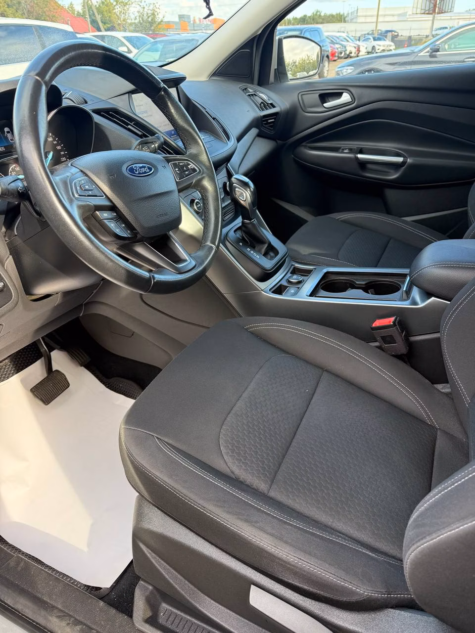 Ford Kuga фото 9
