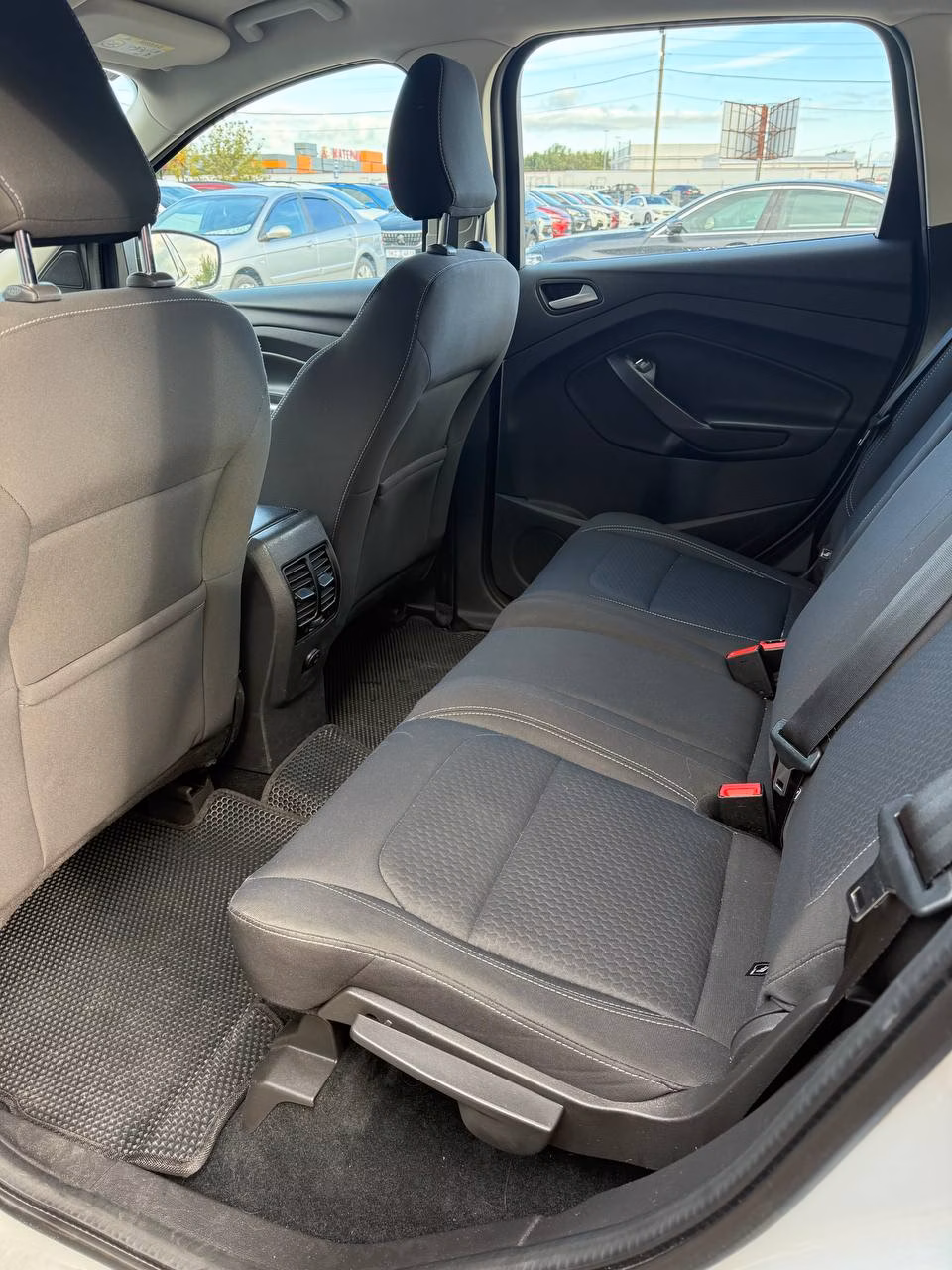 Ford Kuga фото 10