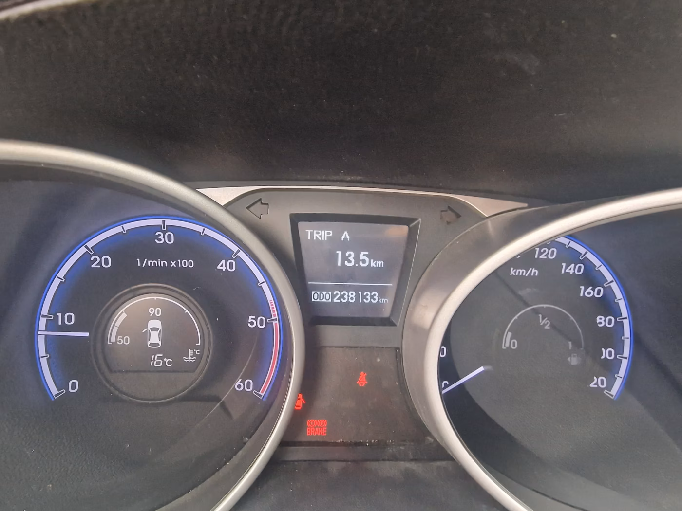 Hyundai ix35 фото 12