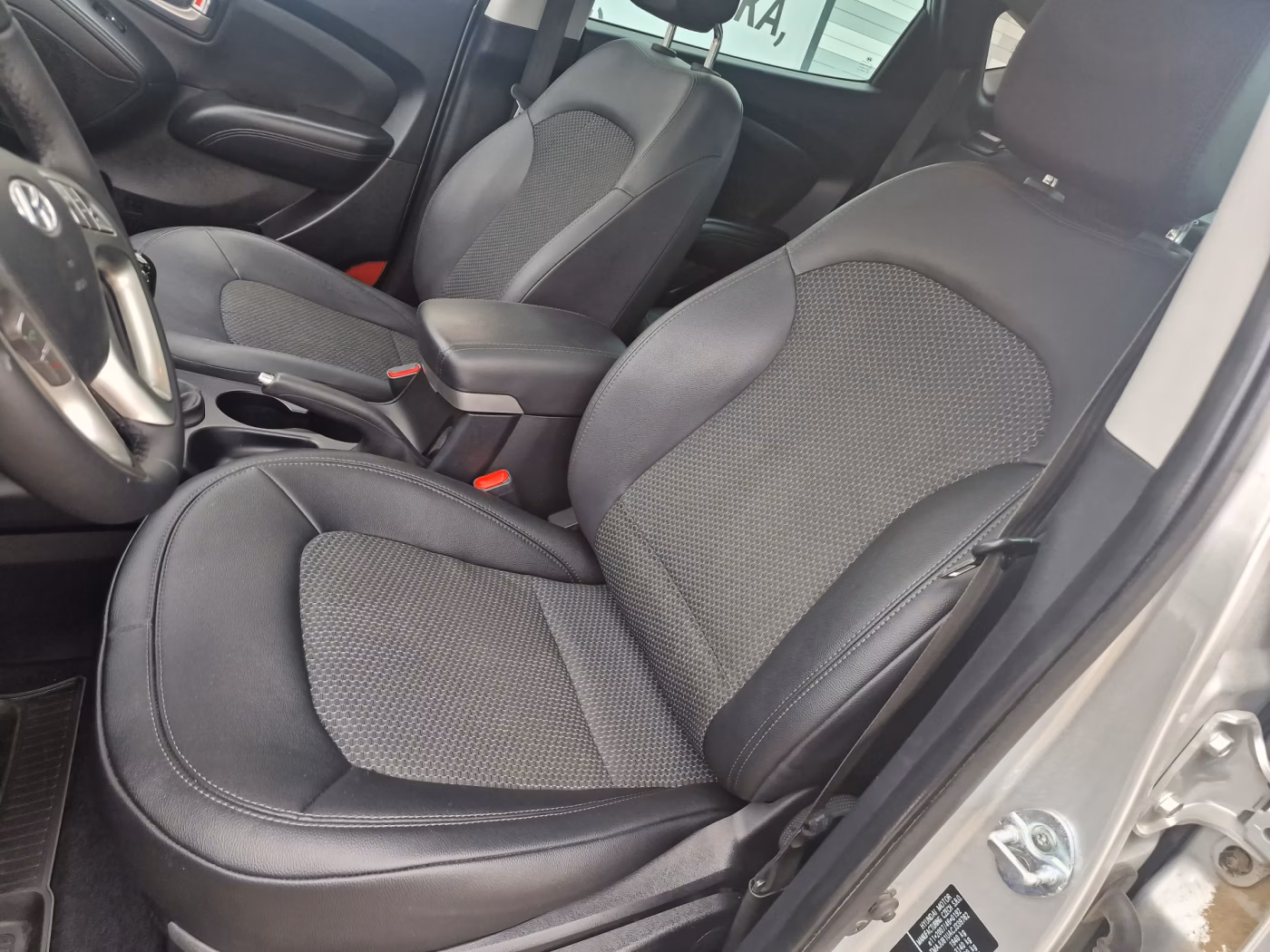 Hyundai ix35 фото 19