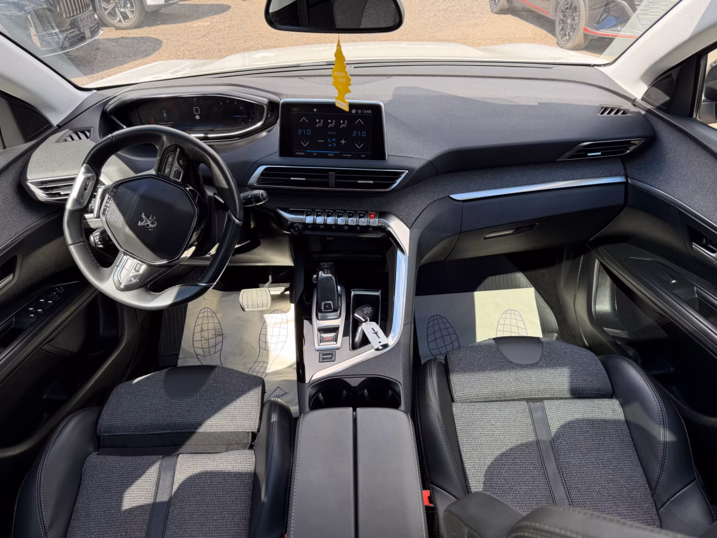 Peugeot 3008 фото 15