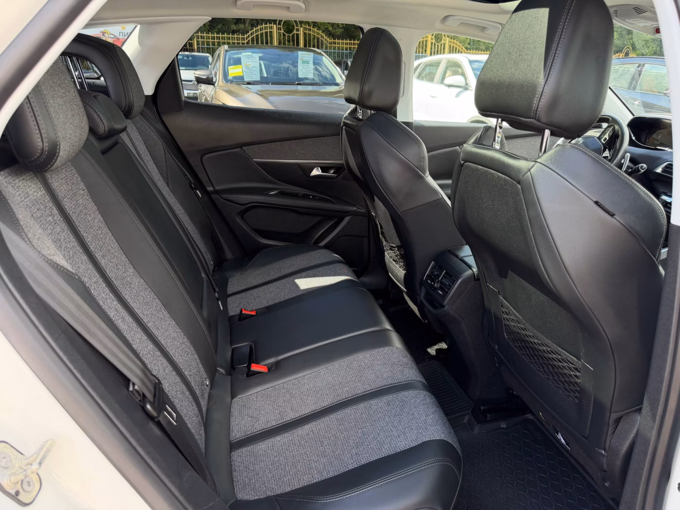 Peugeot 3008 фото 17