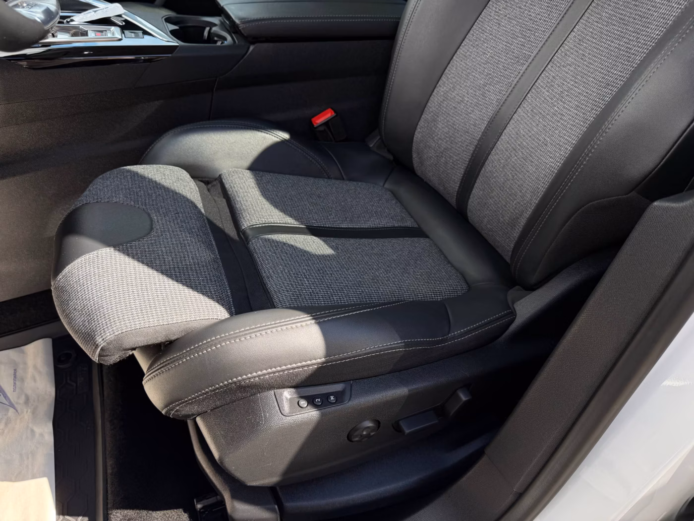 Peugeot 3008 фото 18