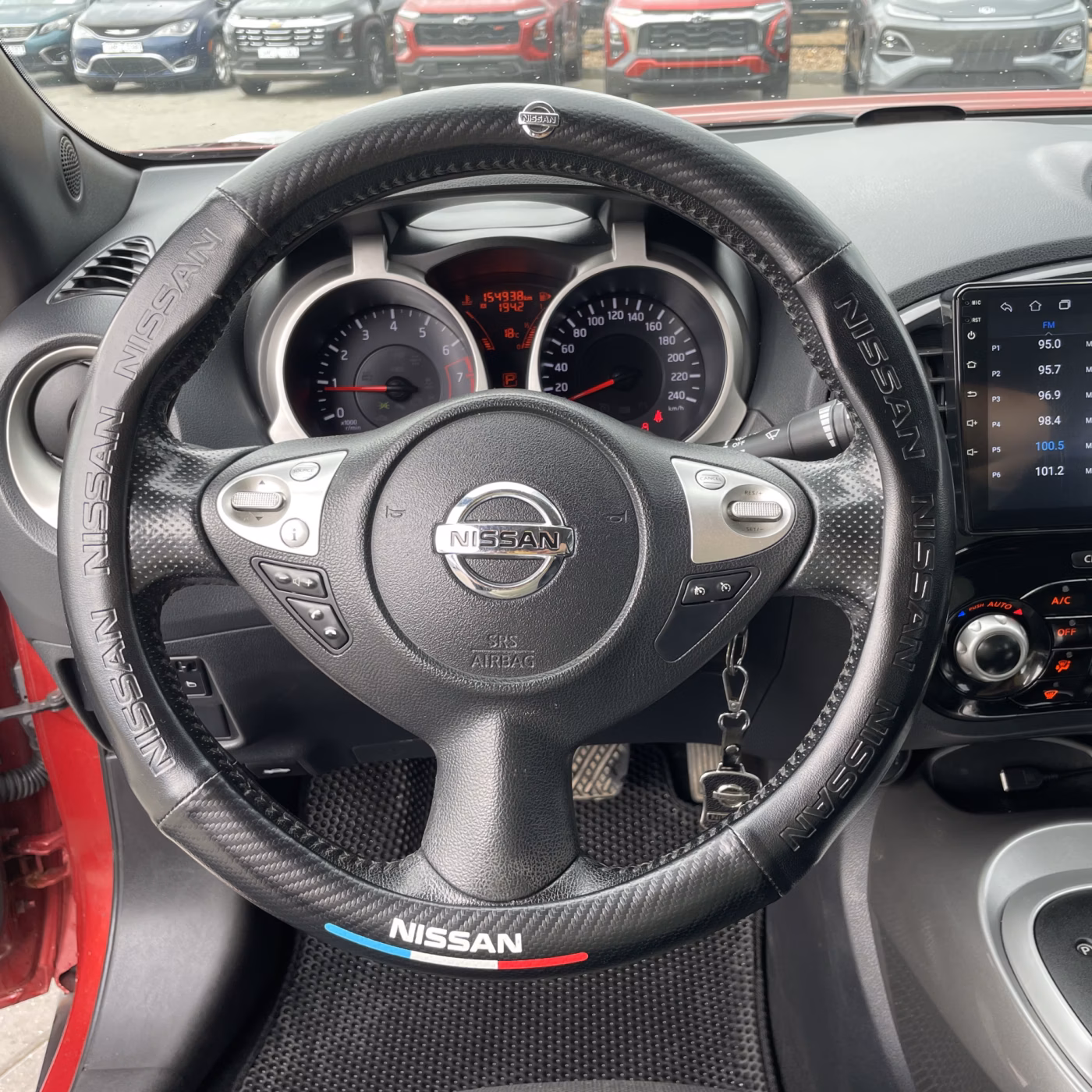 Nissan Juke фото 14