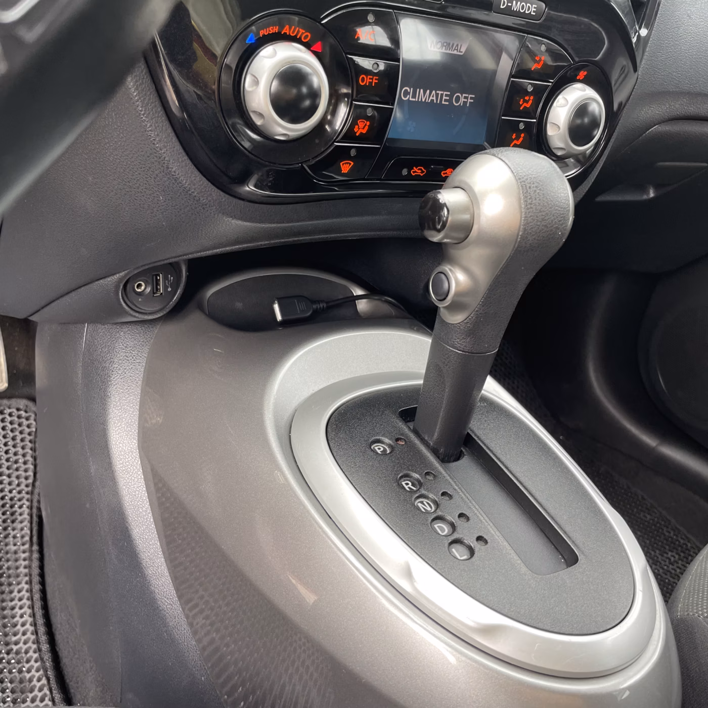 Nissan Juke фото 19