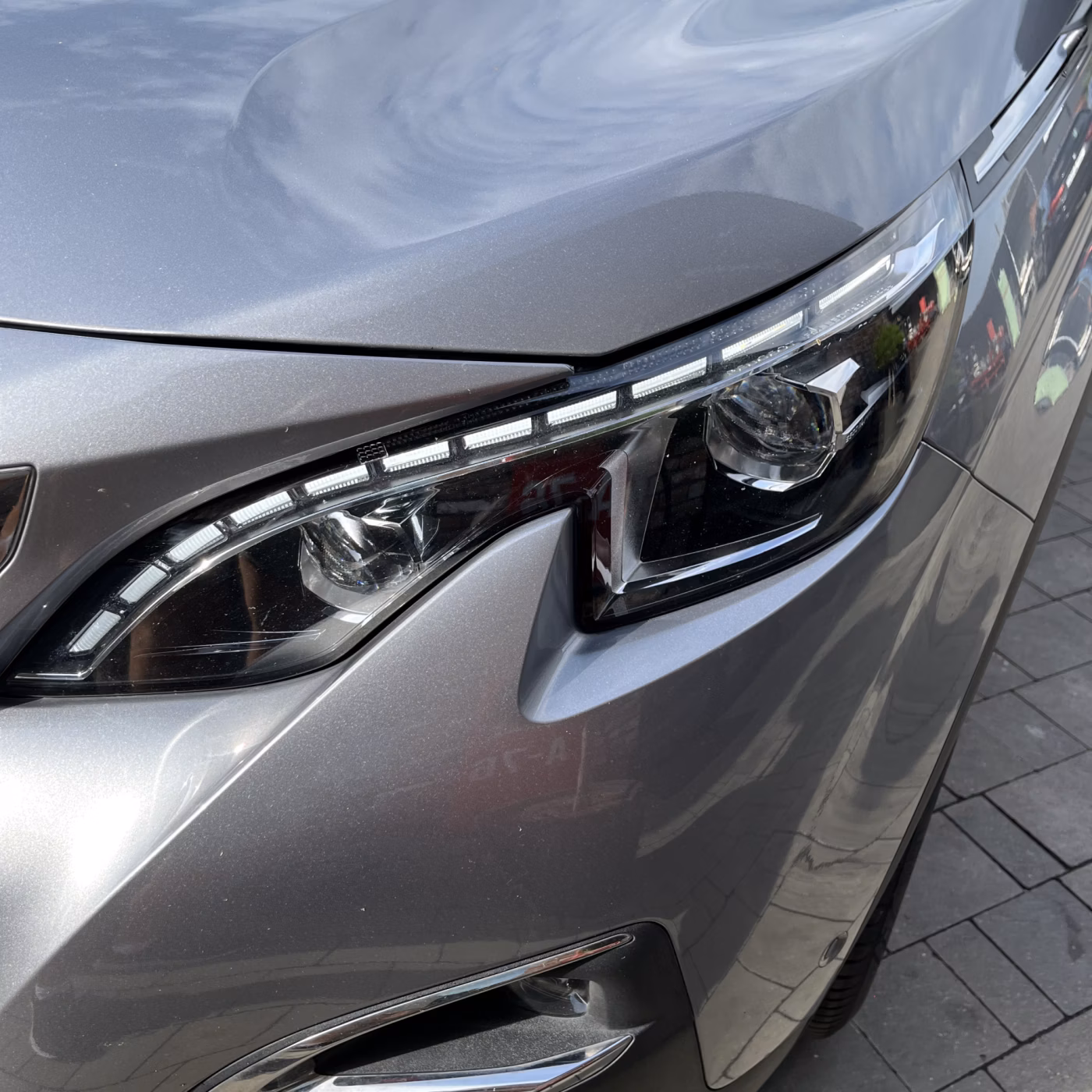 Peugeot 5008 фото 8