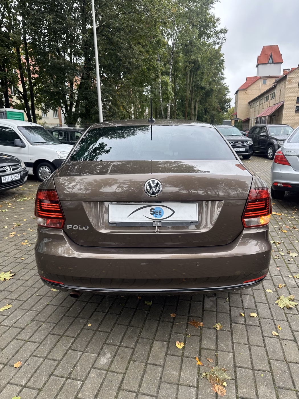 Volkswagen Polo Sedan фото 4