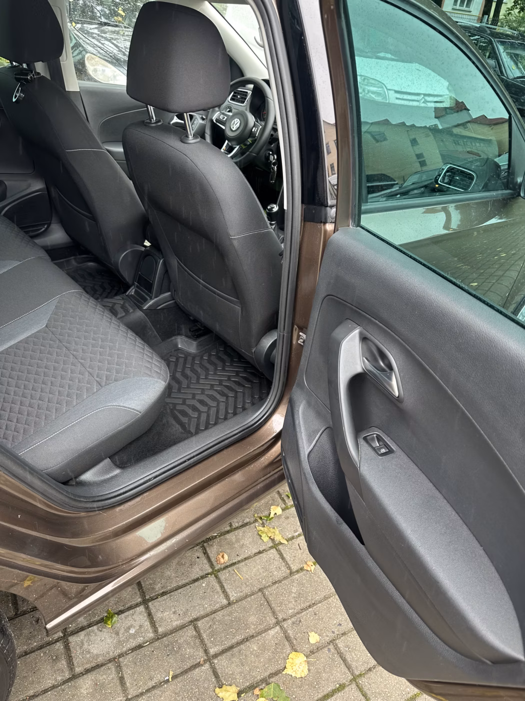 Volkswagen Polo Sedan фото 20