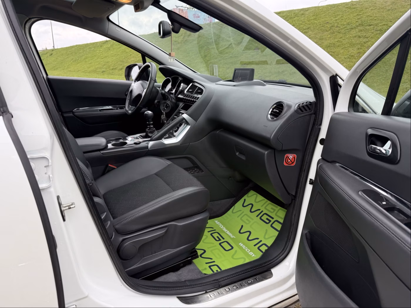 Peugeot 3008 фото 8