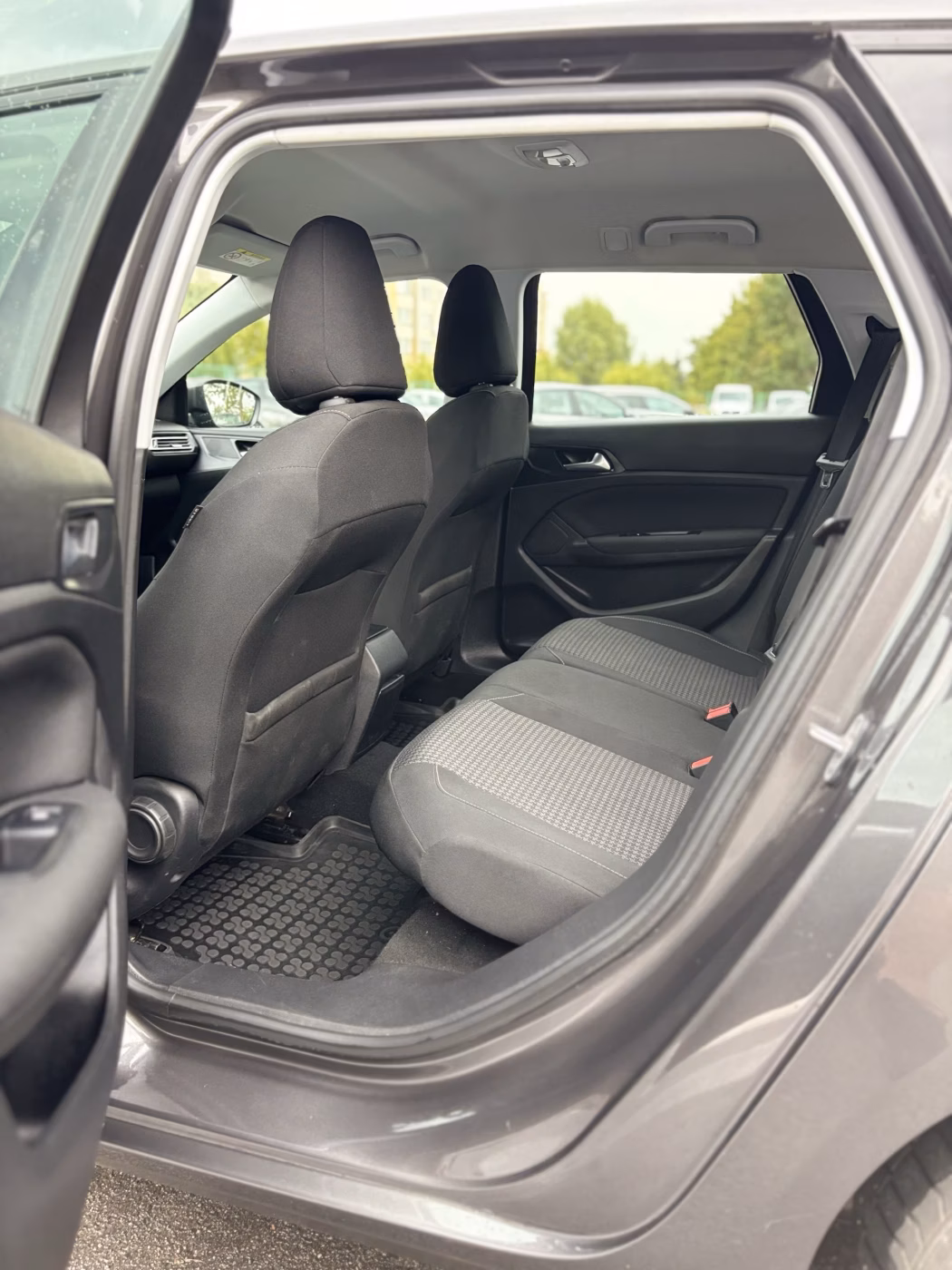 Peugeot 308 фото 9