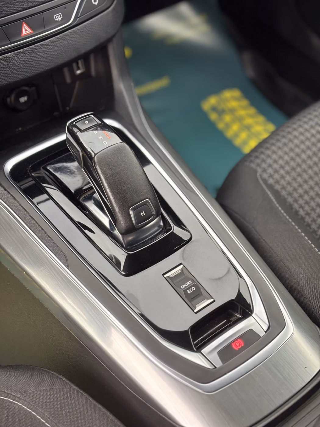Peugeot 308 фото 17