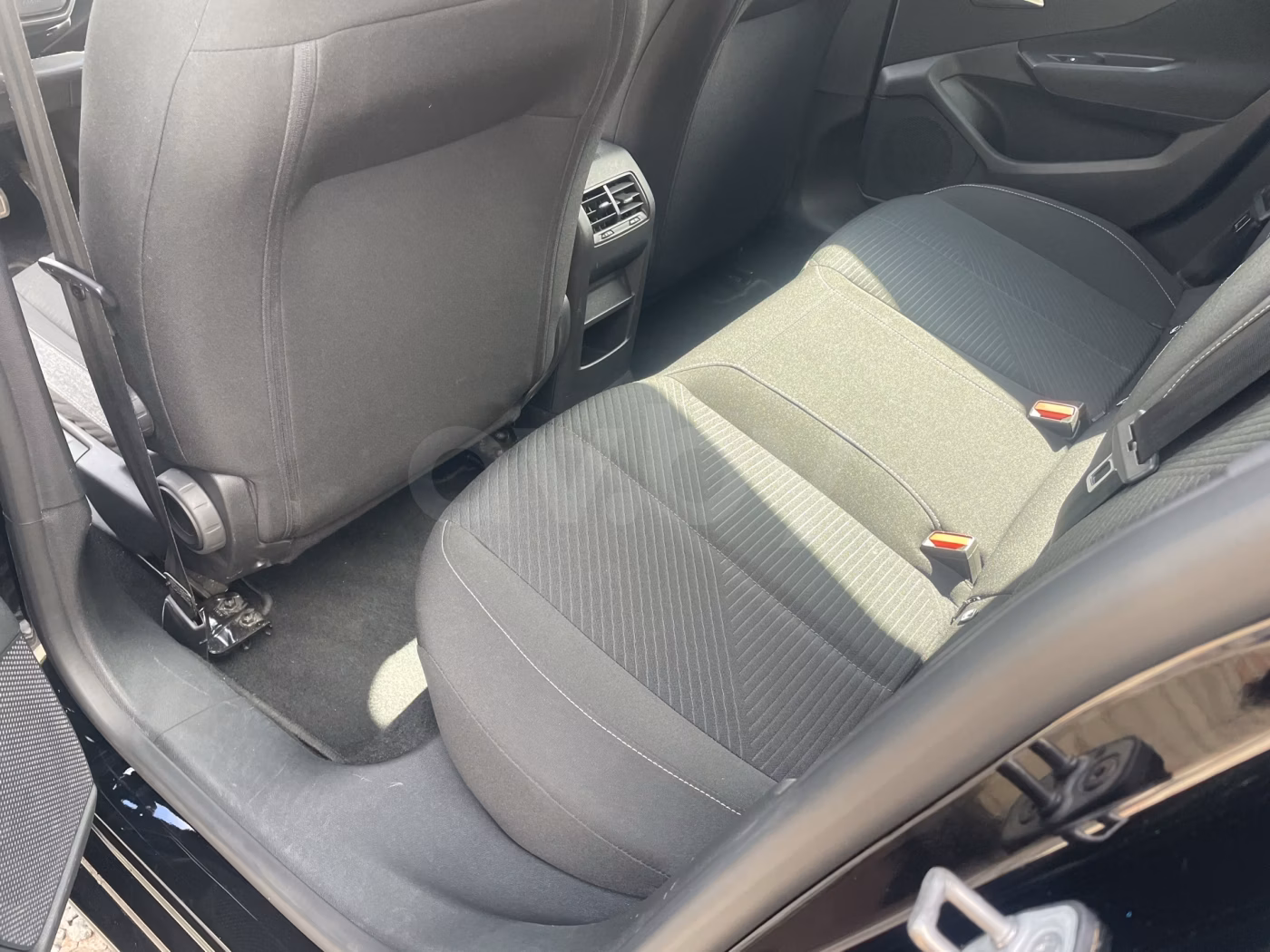 Peugeot 308 фото 11