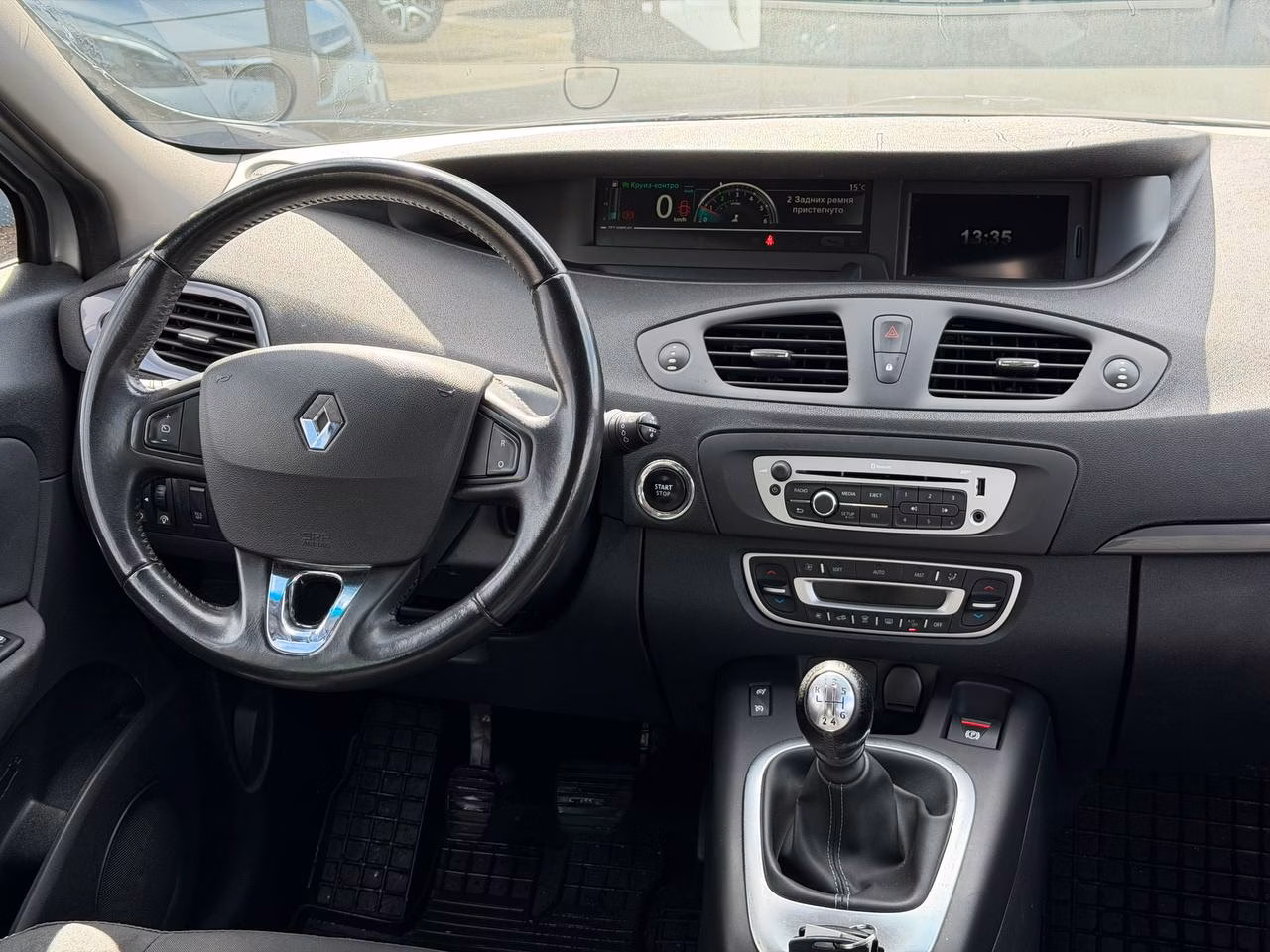 Renault Scenic фото 14