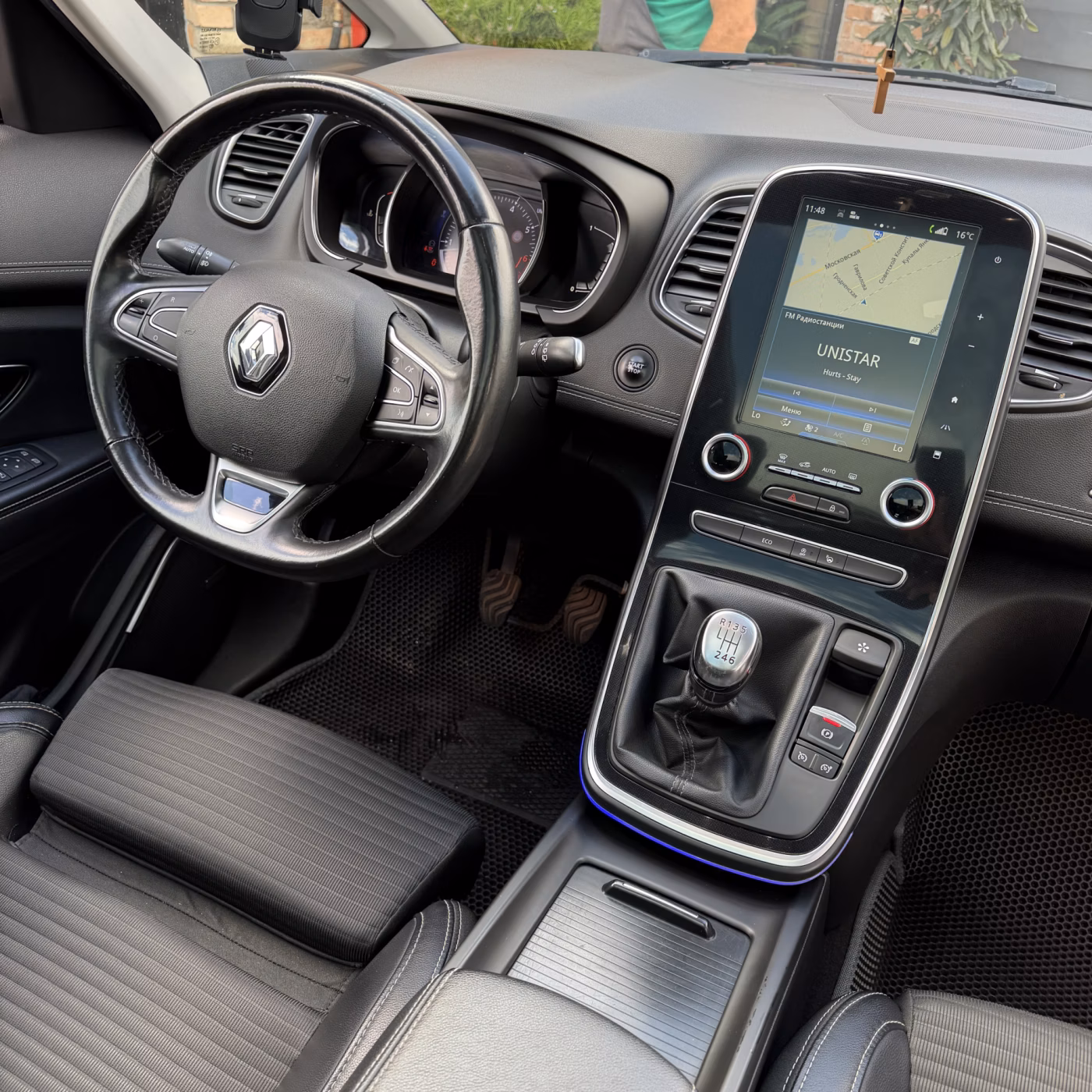Renault Scenic фото 20