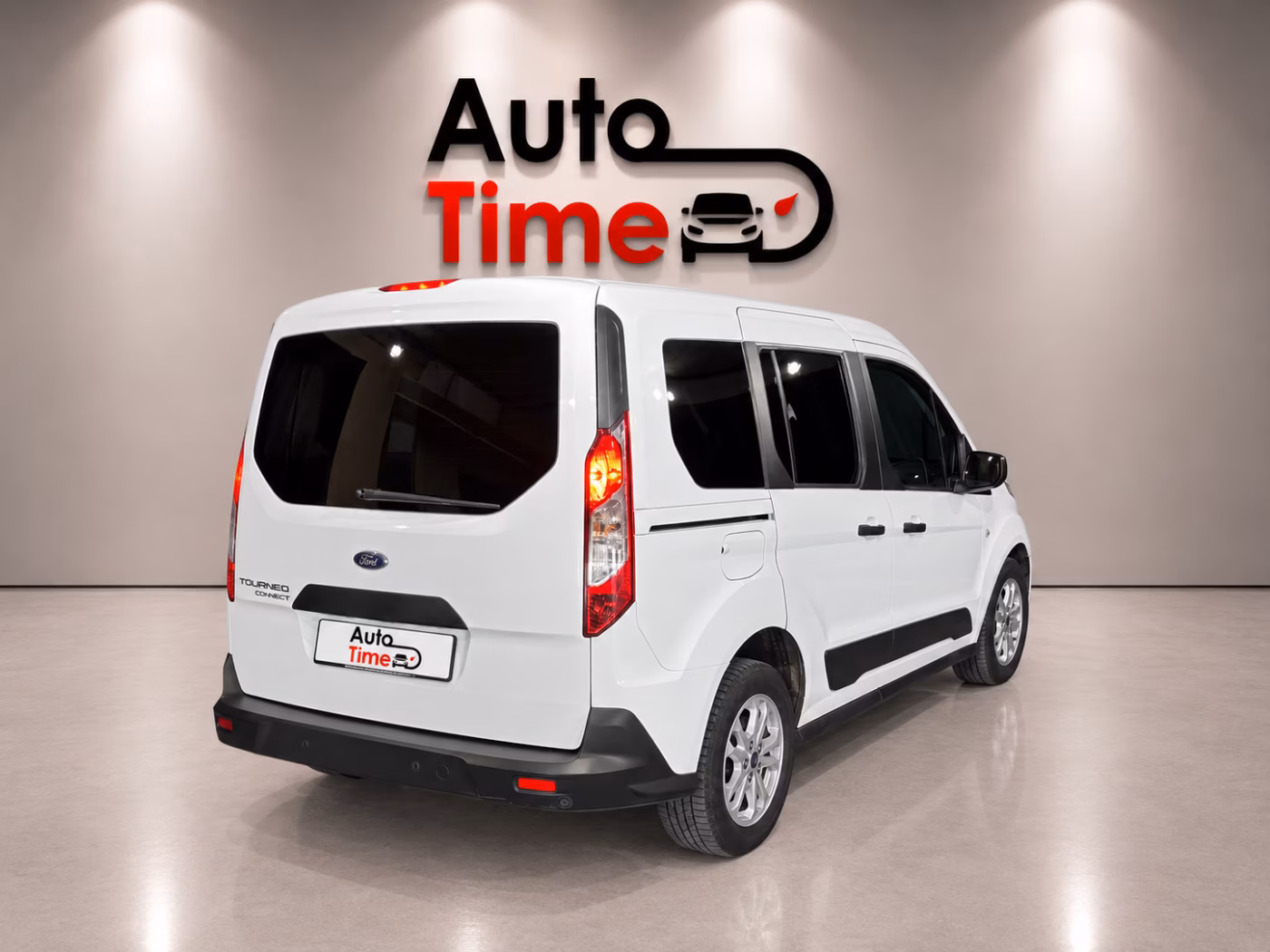 Ford Tourneo Connect фото 4