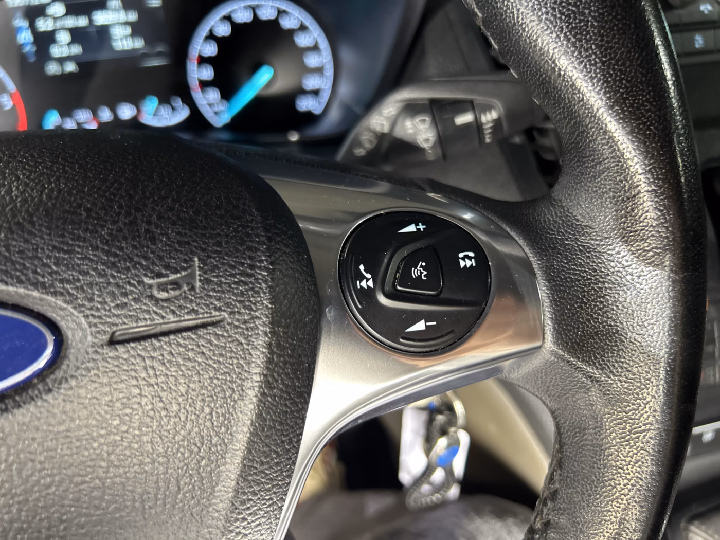 Ford Tourneo Connect фото 15