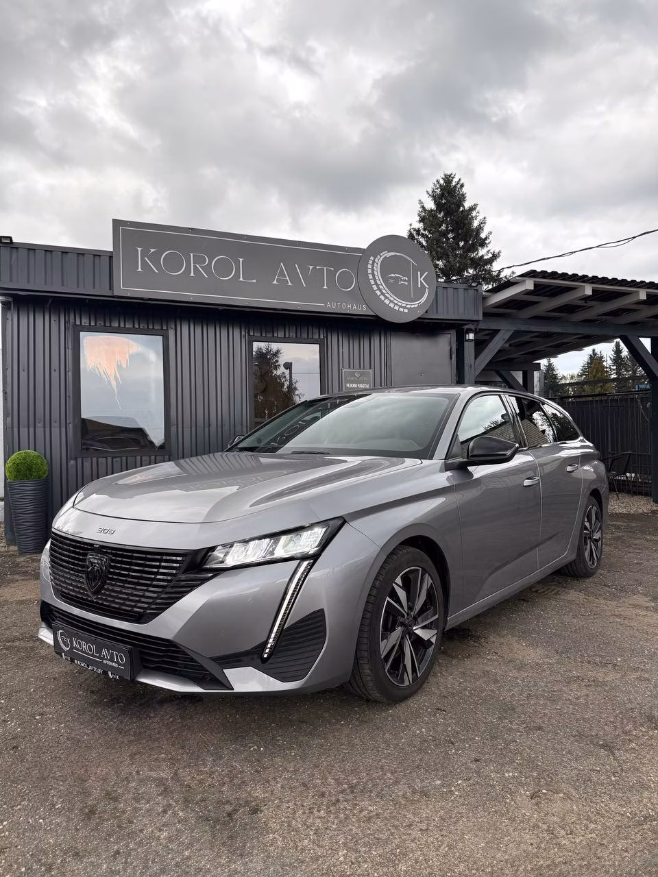 Peugeot 308 фото 2