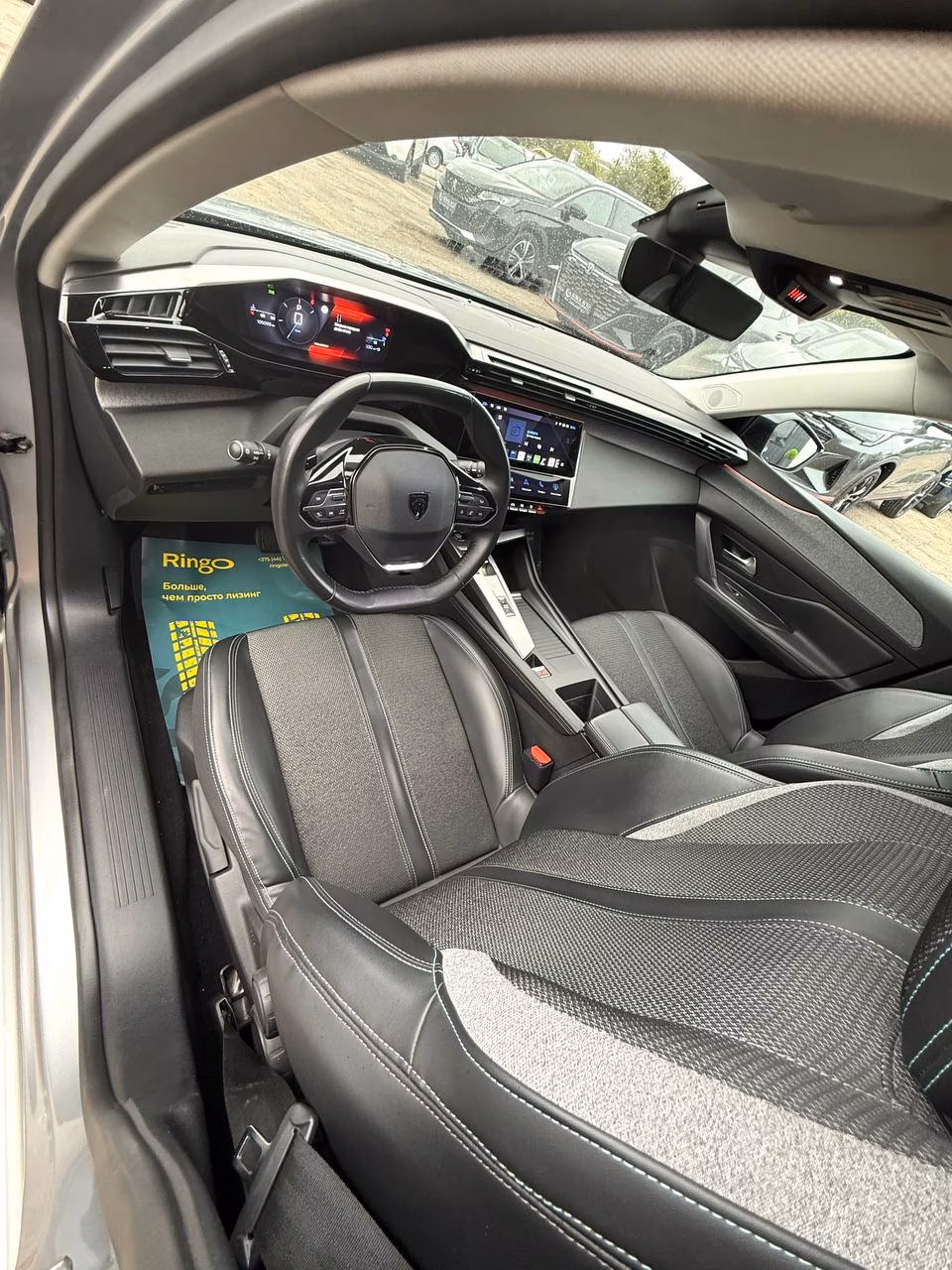 Peugeot 308 фото 5