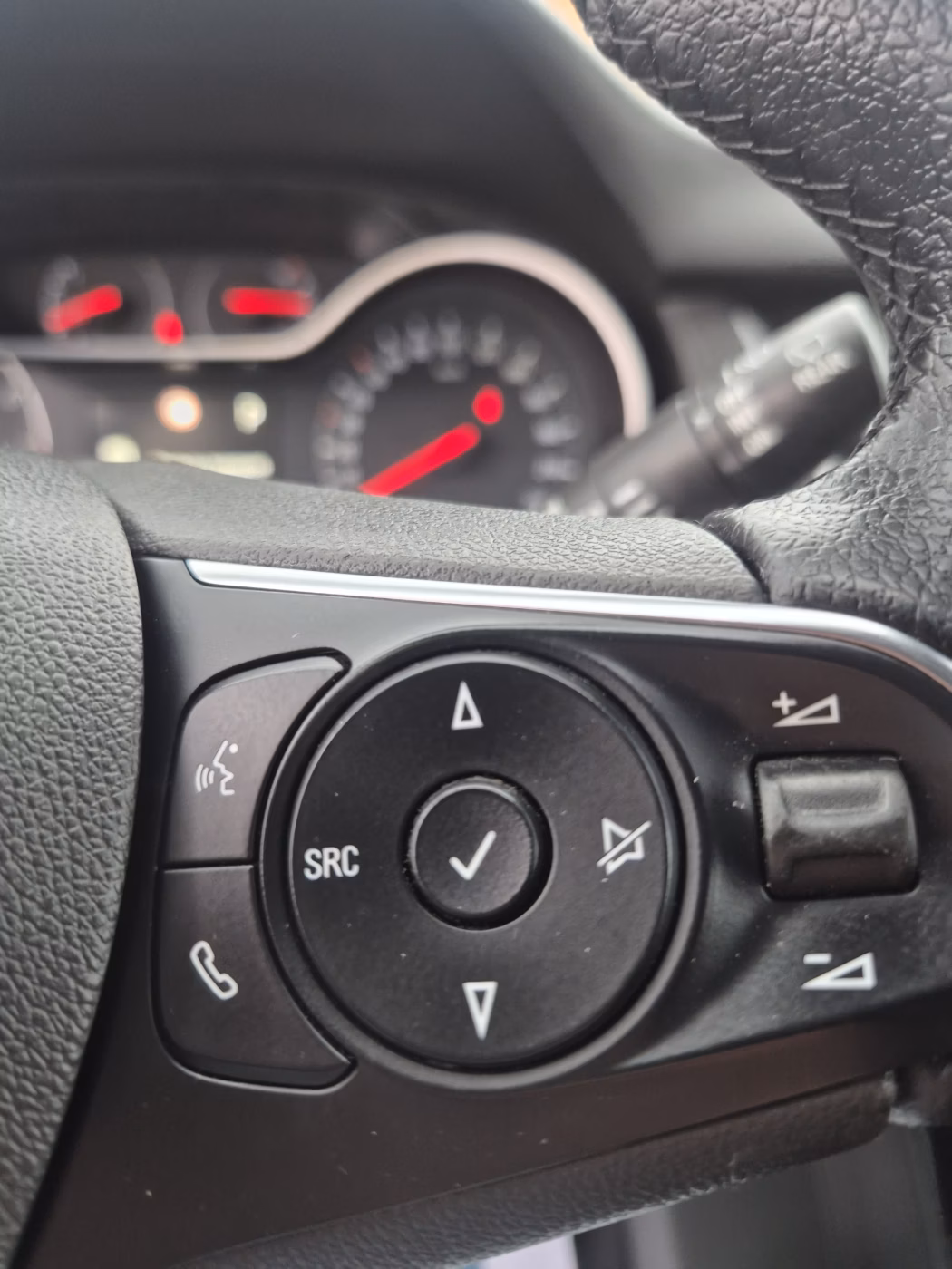 Opel Grandland X фото 15