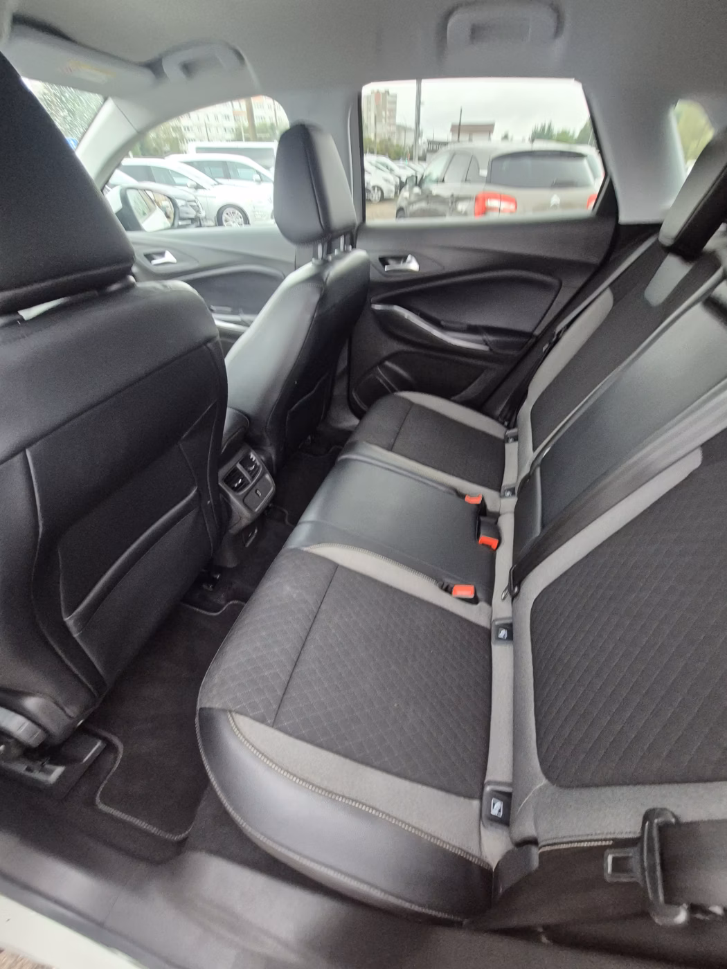 Opel Grandland X фото 20