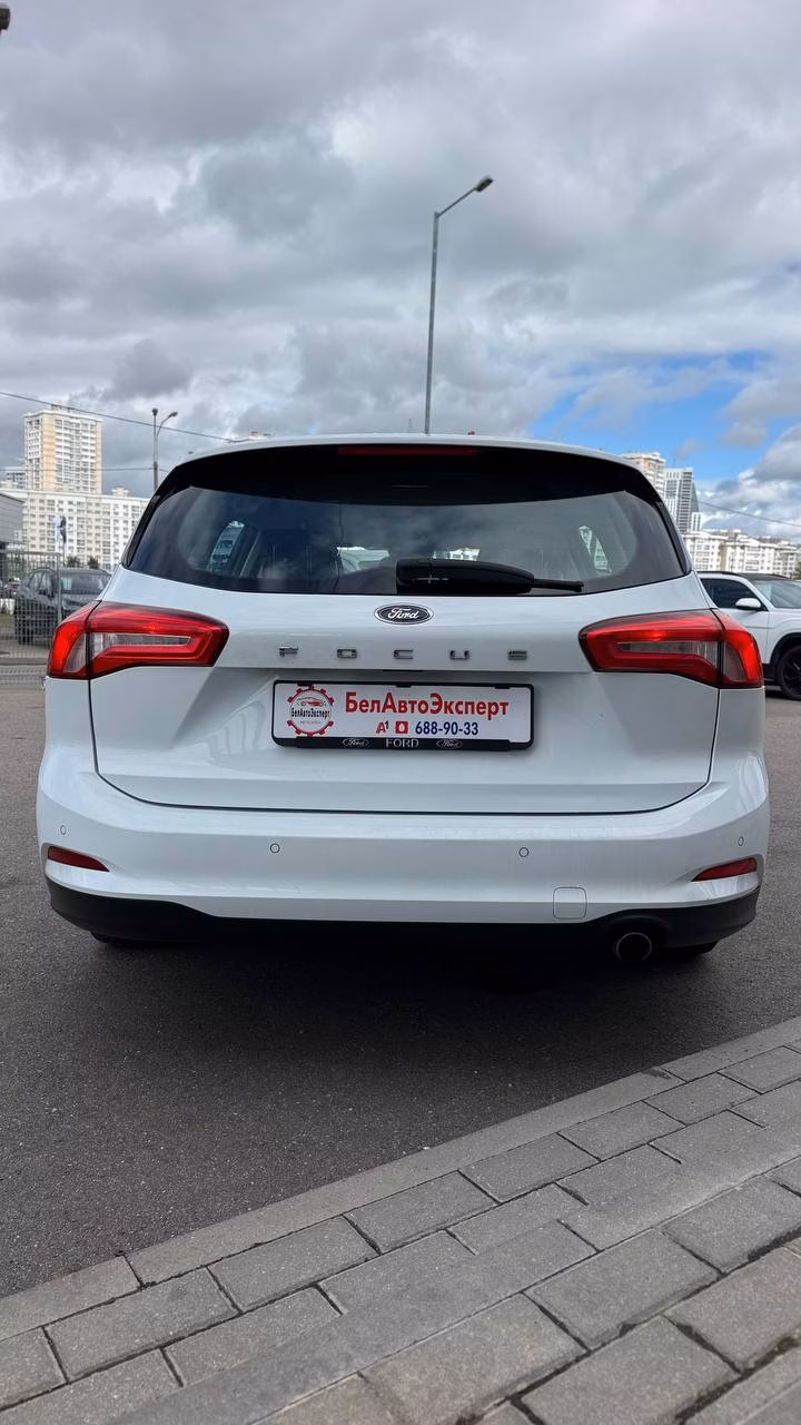 Ford Focus фото 6