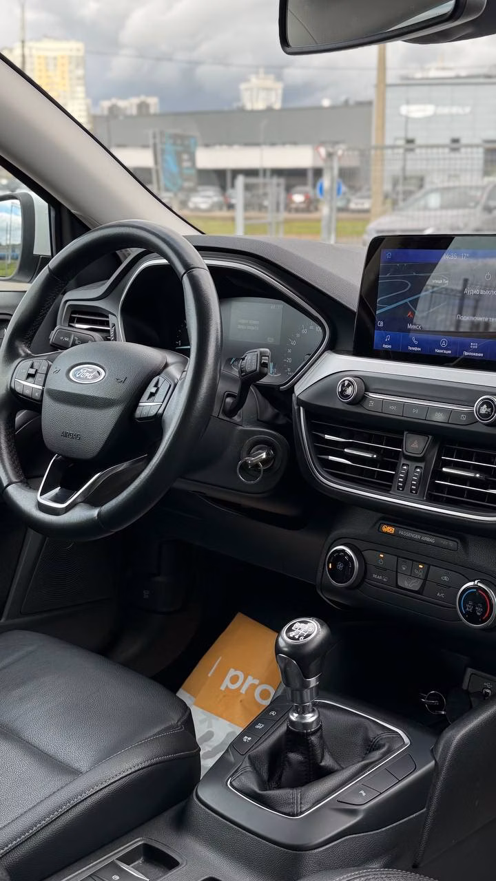 Ford Focus фото 11