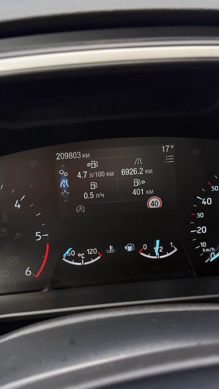 Ford Focus фото 17