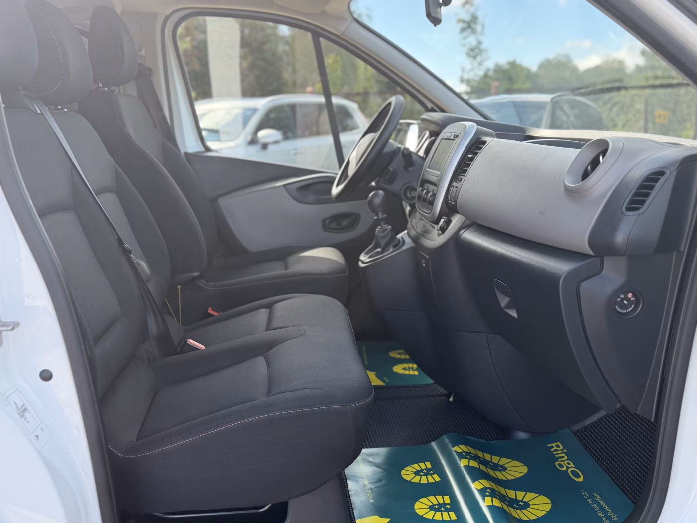 Renault Trafic фото 16