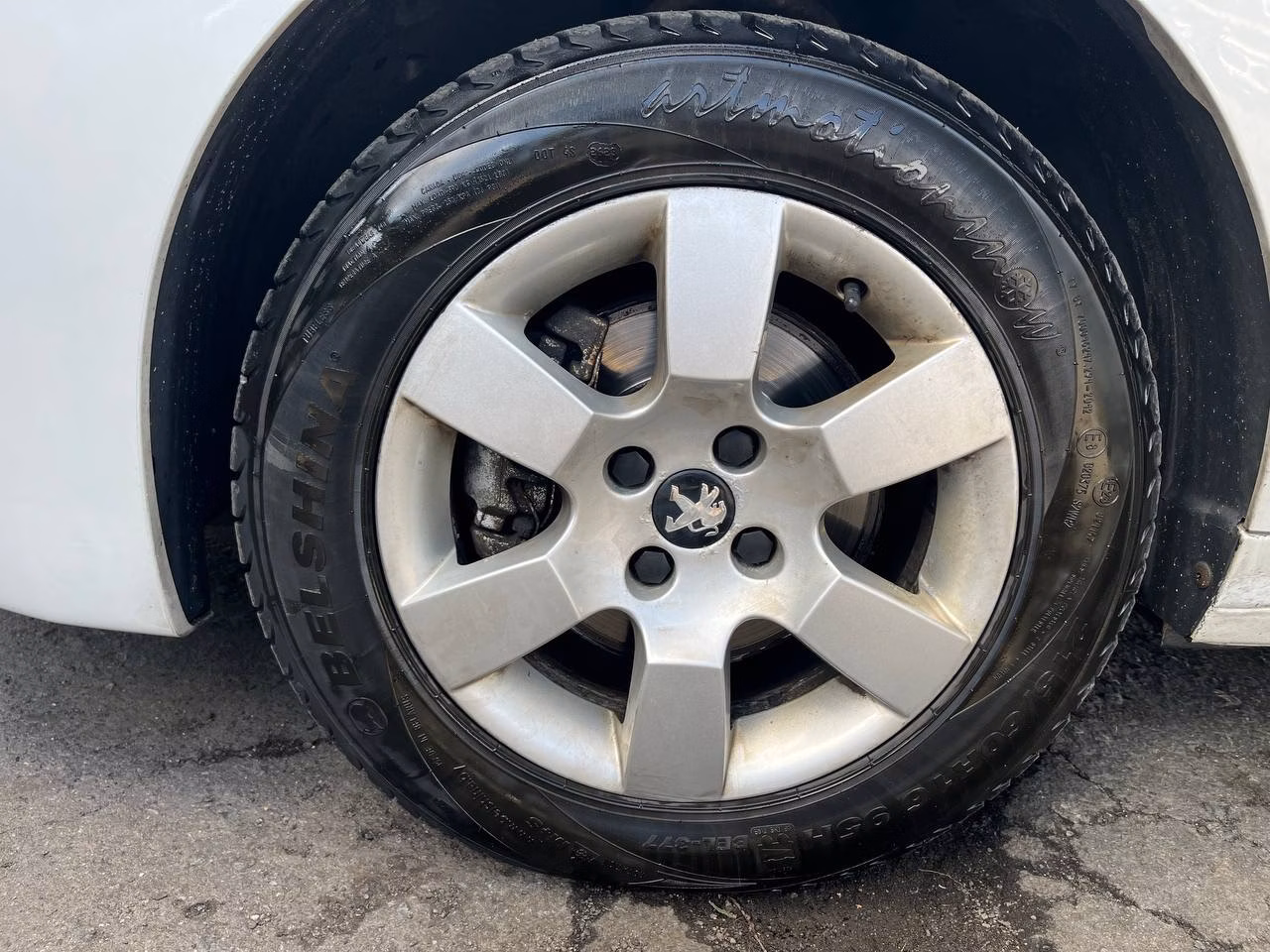 Peugeot 5008 фото 11