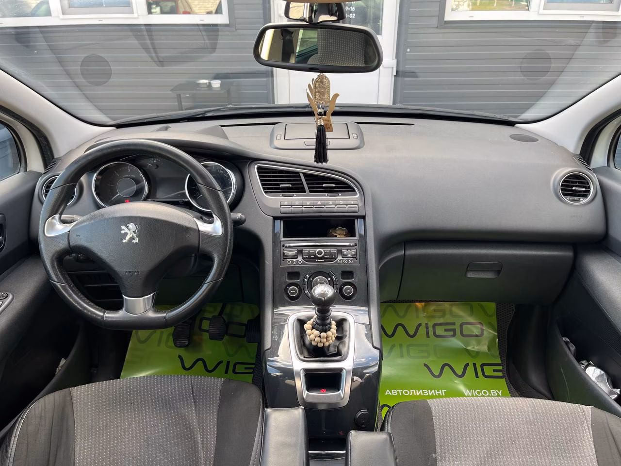 Peugeot 5008 фото 16